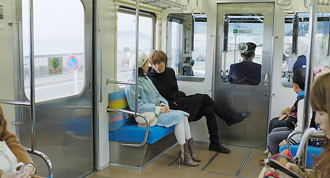 [늑대소녀와흑왕자] 남주가 쓰레기라 생각이 들다가도 와꾸보면 화가 풀리다가도 쓰레기라 생각이 드는 영화 03 | 인스티즈