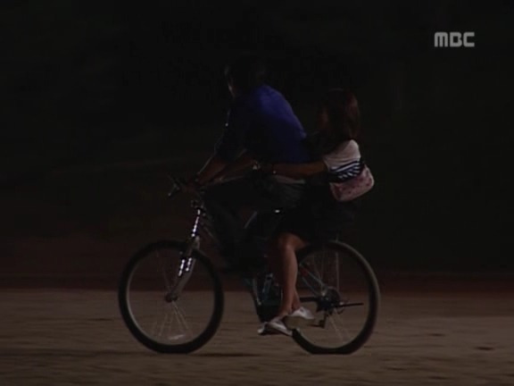 [거침없이하이킥] 랩퍼 민정 때문에 고통받는 이순재.jpg | 인스티즈