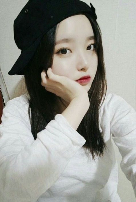 아이유 닮았다는 98년생 처자.jpg | 인스티즈