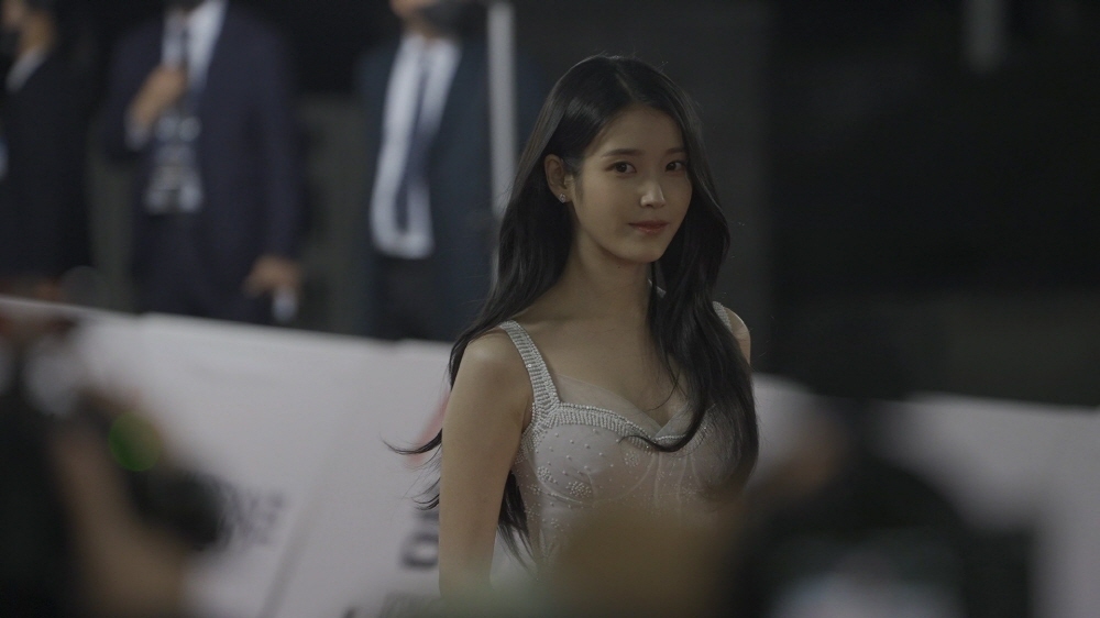 221125 청룡영화상 아이유 .jpgif | 인스티즈