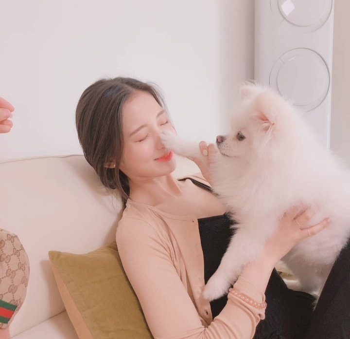 사이좋은 오마이걸 아린과 고등학생 남동생 | 인스티즈