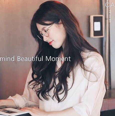 안경 미녀가 대세.gif | 인스티즈