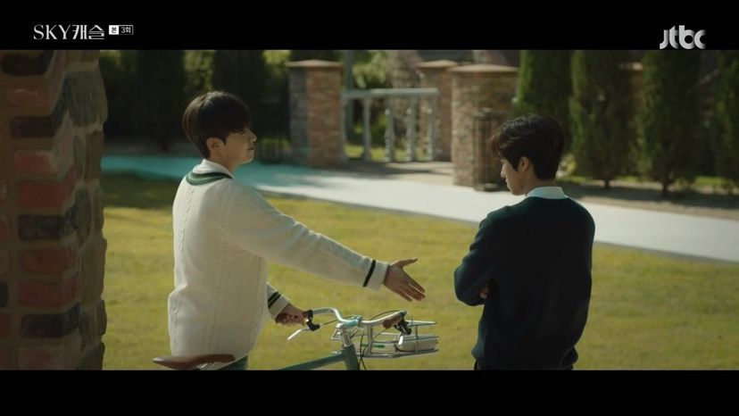 [스카이캐슬] 학원물 럽라 캐릭이었으면 개싸움 났을거같은 윤세아 쌍둥이 아들들 설정.jpgif | 인스티즈