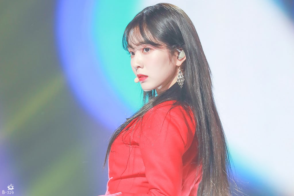 콧대가 ㄹㅇ인 레드벨벳 아이린.jpgif | 인스티즈