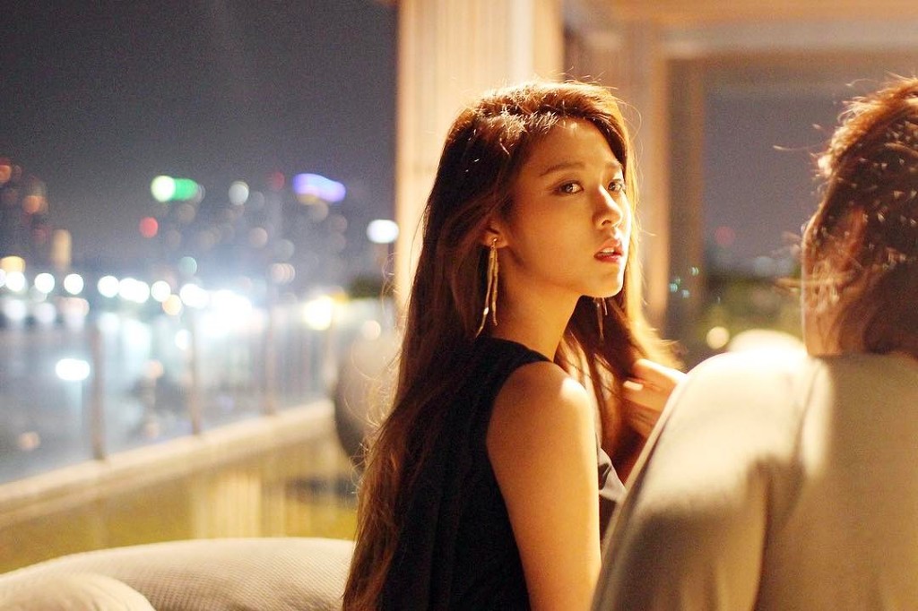 청바지가 잘어울리는 여자.jpgif | 인스티즈