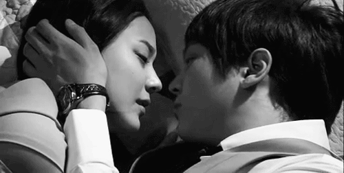 계속 보게 되는 설레는 움짤 모음 - 1 | 인스티즈