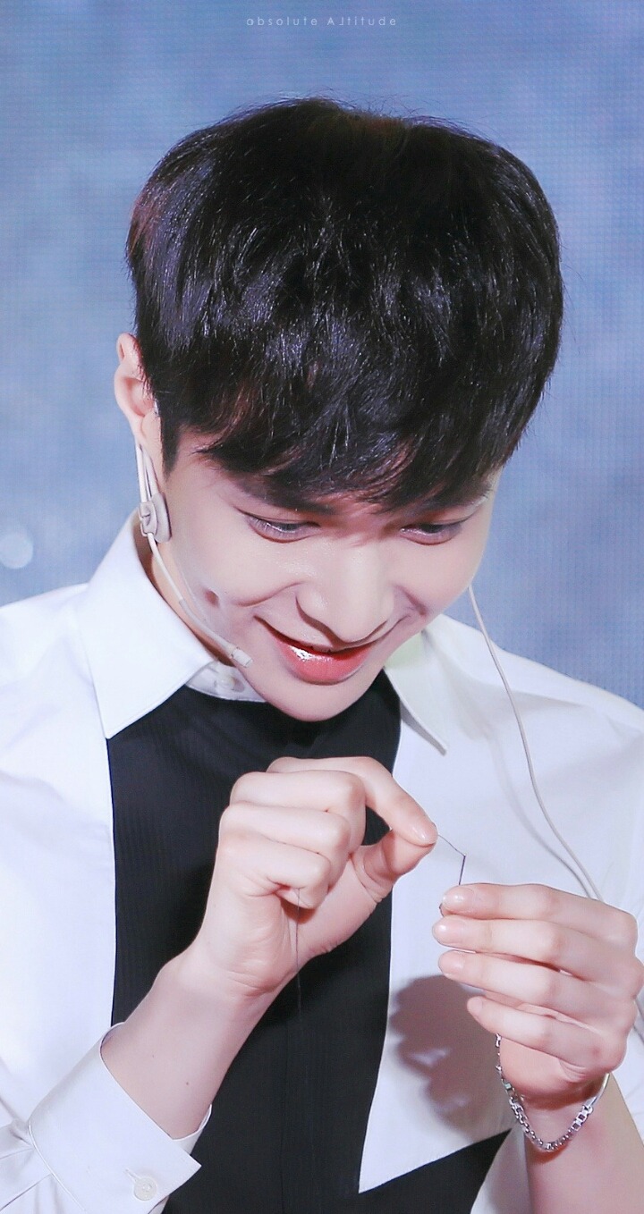 요즘 핫한 꼬북상 연예인들에 관한 고찰.jpg | 인스티즈