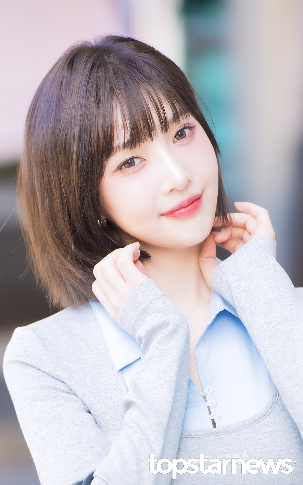 팬들 반응 좋은 레드벨벳 조이 칼단발 출근짤.jpg | 인스티즈