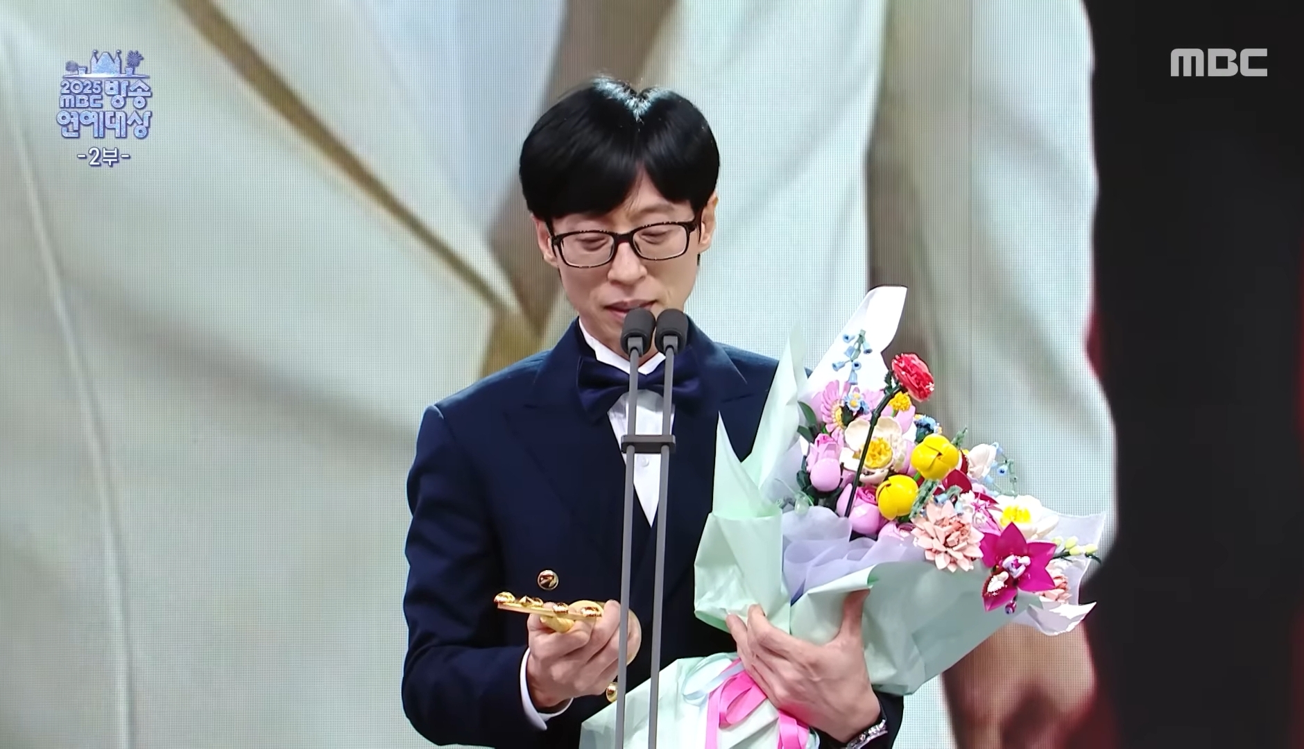 이번에 이례적으로 9년만에 사장이 직접 나와 대상 시상한 2025 MBC 연예대상 | 인스티즈