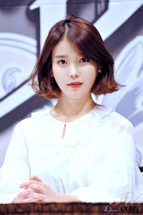 요즘 핫한 꼬북상 연예인들에 관한 고찰.jpg | 인스티즈