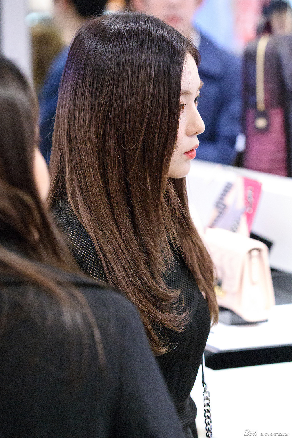 콧대가 ㄹㅇ인 레드벨벳 아이린.jpgif | 인스티즈