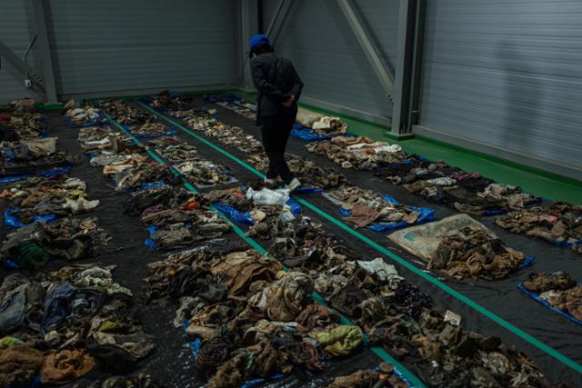 "썩은 마대자루 속에 아버지가···" 무안공항 제주항공 참사 유족의 절규 | 인스티즈