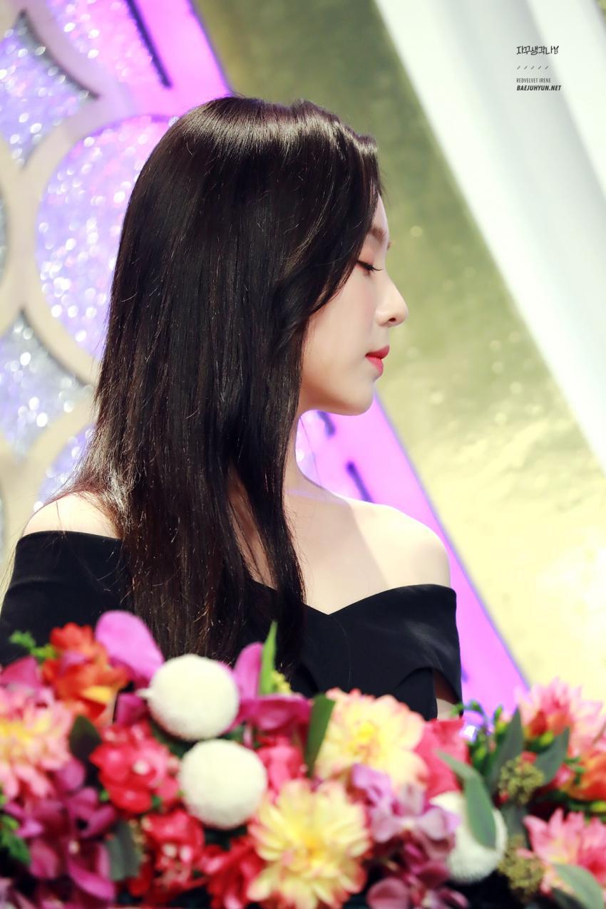 콧대가 ㄹㅇ인 레드벨벳 아이린.jpgif | 인스티즈