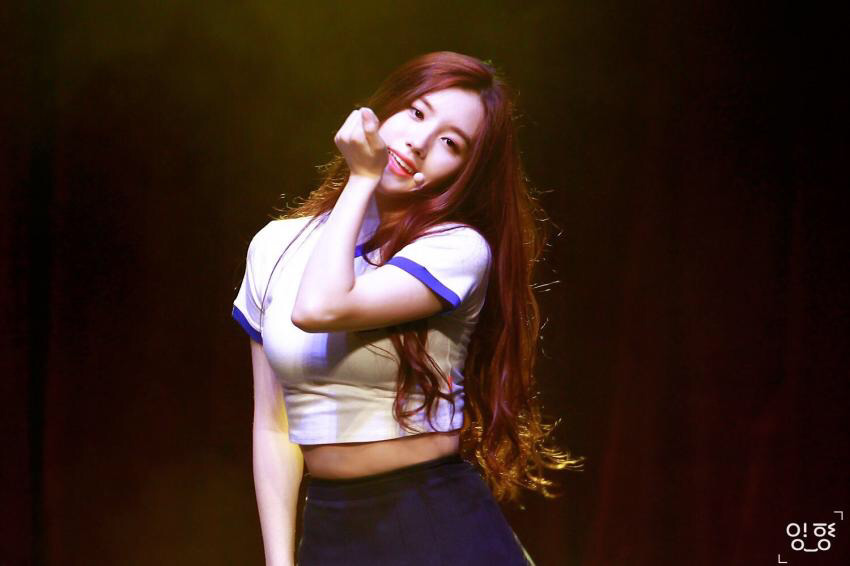 프리스틴 도도하게 생겼지만 코기를 담당하고 있는 시연이 | 인스티즈