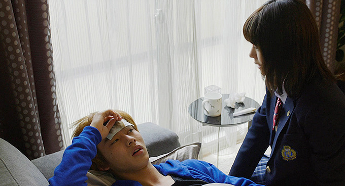 [늑대소녀와흑왕자] 남주가 쓰레기라 생각이 들다가도 와꾸보면 화가 풀리다가도 쓰레기라 생각이 드는 영화 03 | 인스티즈