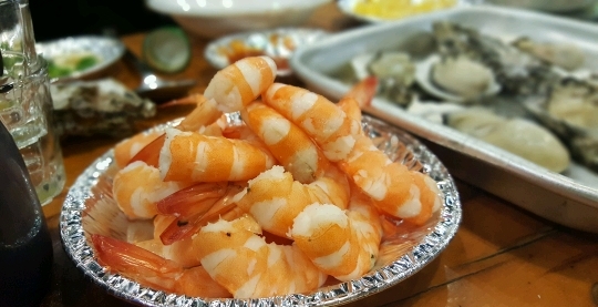 당신의 새우 취향은? (퍼석퍼석 새우 vs 촉촉탱글 새우) | 인스티즈