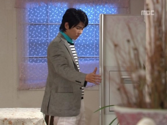 [거침없이하이킥] 랩퍼 민정 때문에 고통받는 이순재.jpg | 인스티즈