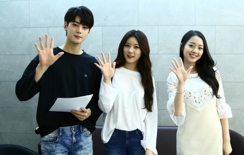 학교 다닐 때 인기 없었다는 남자 아이돌 | 인스티즈