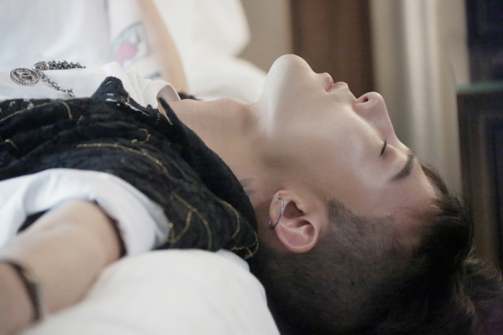 지드래곤 새로운 소속사 샤넬.jpg | 인스티즈