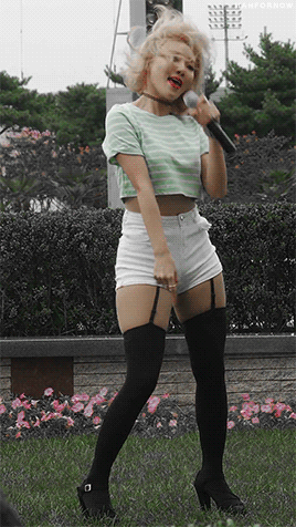 남자 코피 터트리는 화사 섹시댄스.gif | 인스티즈