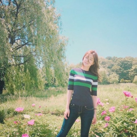 손나은 사복 | 인스티즈