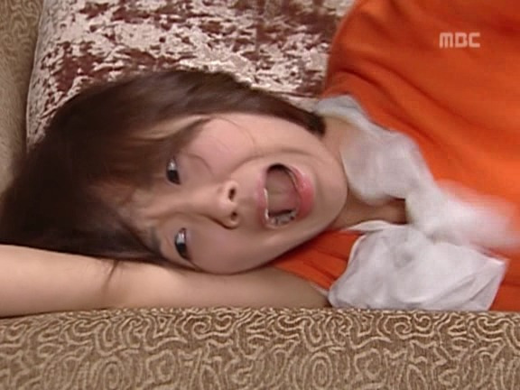 [거침없이하이킥] 랩퍼 민정 때문에 고통받는 이순재.jpg | 인스티즈