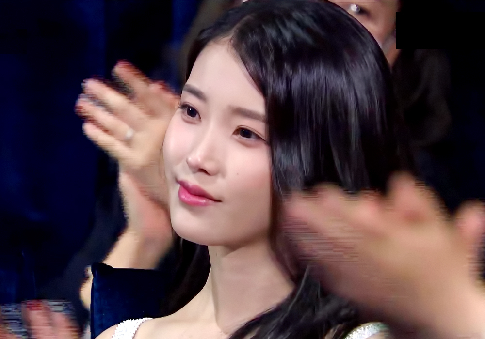 221125 청룡영화상 아이유 .jpgif | 인스티즈