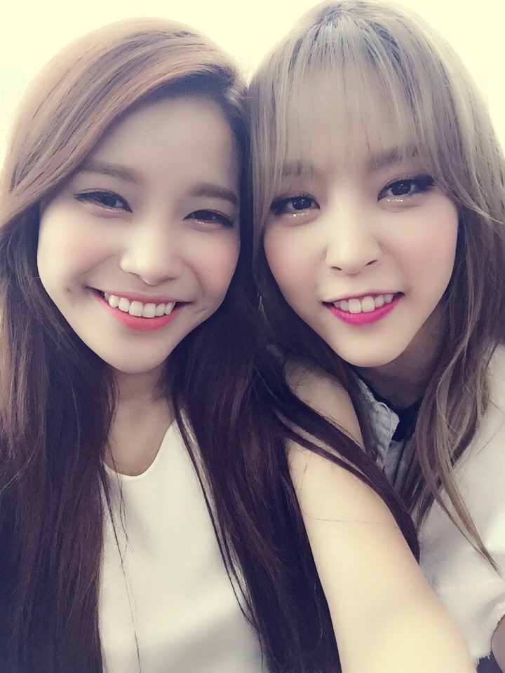 요즘 핫한 꼬북상 연예인들에 관한 고찰.jpg | 인스티즈