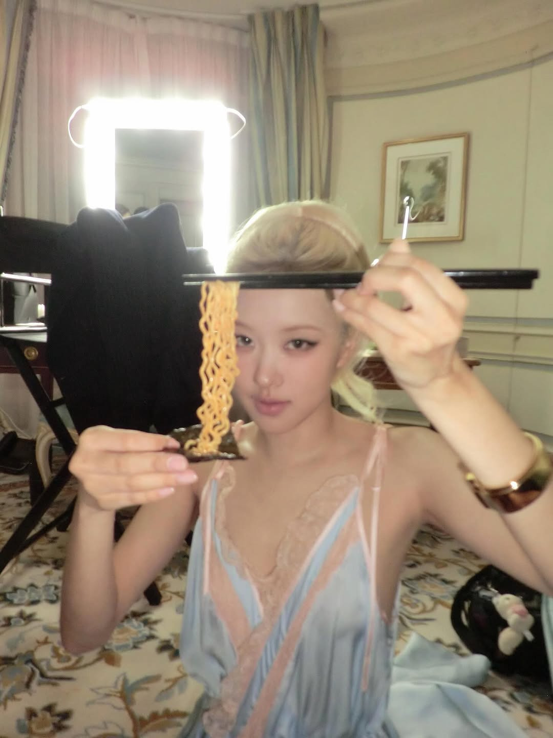 검스 신은 블랙핑크 로제 | 인스티즈