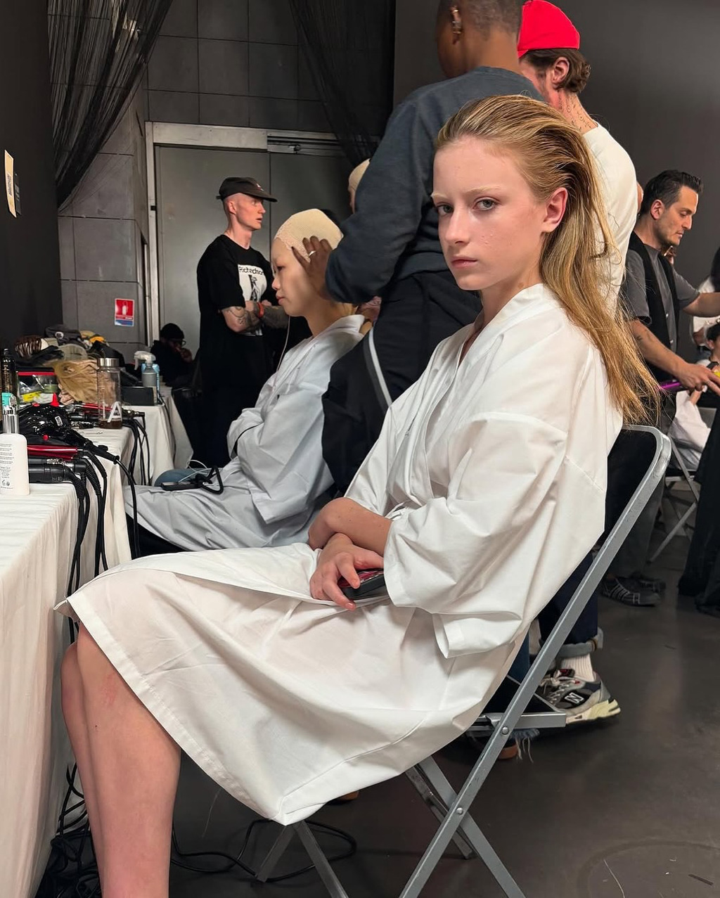 남자 아이인데 여자같이 입고다녀서 화제였던 나오미 왓츠 아들 근황.jpg | 인스티즈