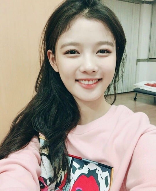 넘사벽 여신으로 성장하는 김유정 | 인스티즈