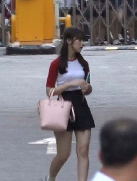 오마이걸 아린이 꿀벅지 gif | 인스티즈