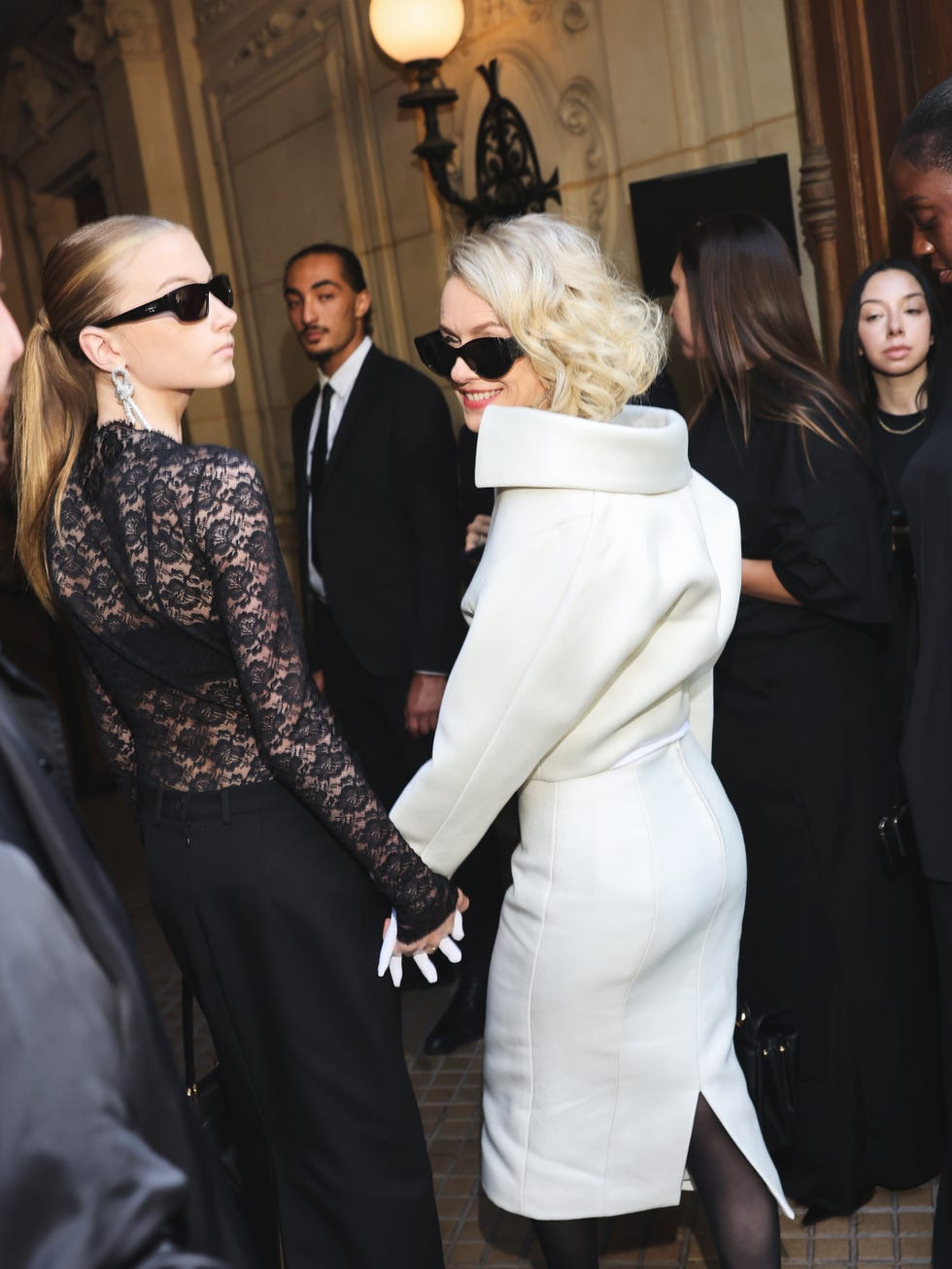 남자 아이인데 여자같이 입고다녀서 화제였던 나오미 왓츠 아들 근황.jpg | 인스티즈