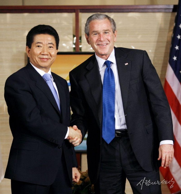 문민정부 이후 항상 성향이 반대였던 미국-한국 대통령.jpg | 인스티즈