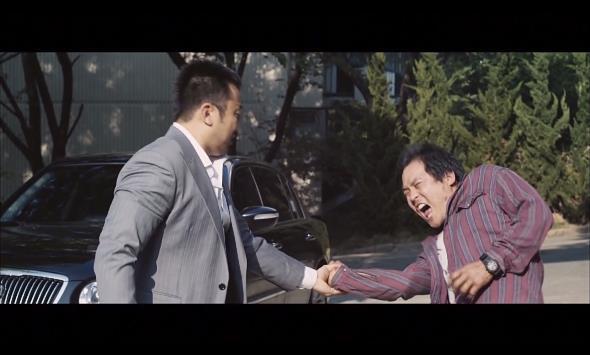 강산맨션 102호에는 살인마가 살고있다. ＜영화＞ 이웃사람 10 | 인스티즈