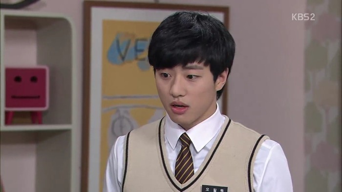 어렸을때부터 허물없이 지낸 소꿉친구가 있는 사람이랑 사귄다는것.jpg | 인스티즈