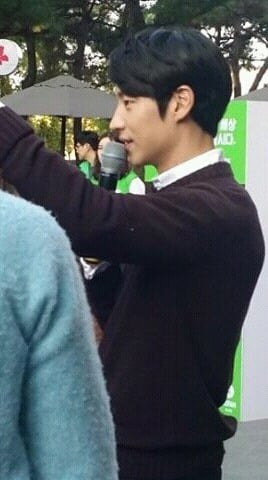 수술로도 불가능하고 동양에선 나오기 힘들다는 코를 가진 국내 남자배우 | 인스티즈