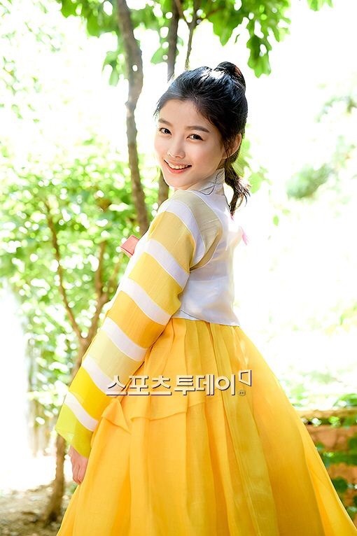 넘사벽 여신으로 성장하는 김유정 | 인스티즈