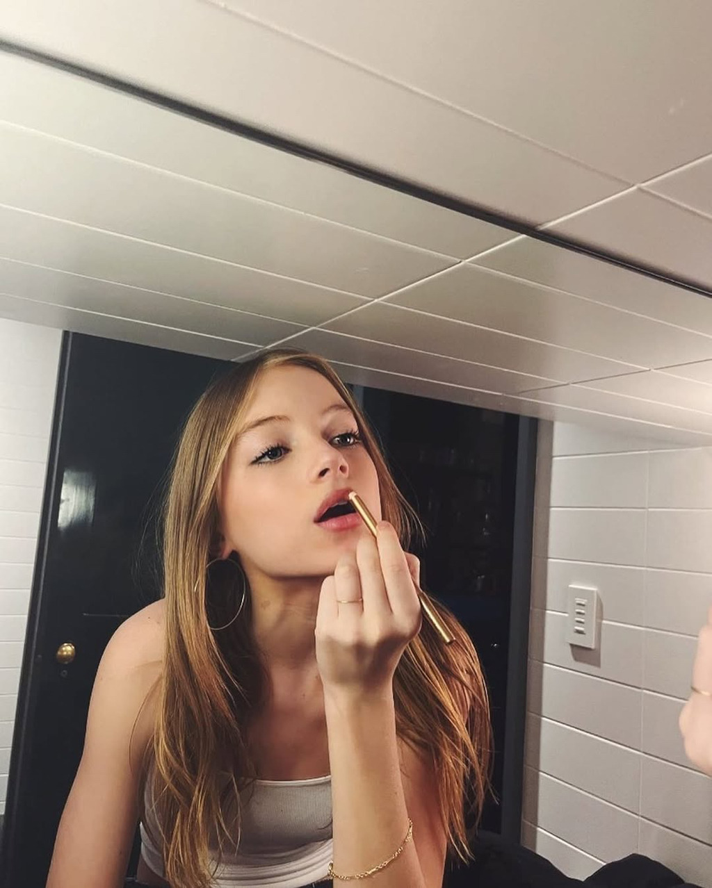 남자 아이인데 여자같이 입고다녀서 화제였던 나오미 왓츠 아들 근황.jpg | 인스티즈