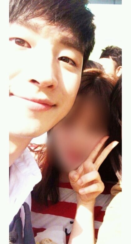 셀카같이 찍어줄때 완전 남친처럼 찍어주는 남자연예인 3대장 | 인스티즈