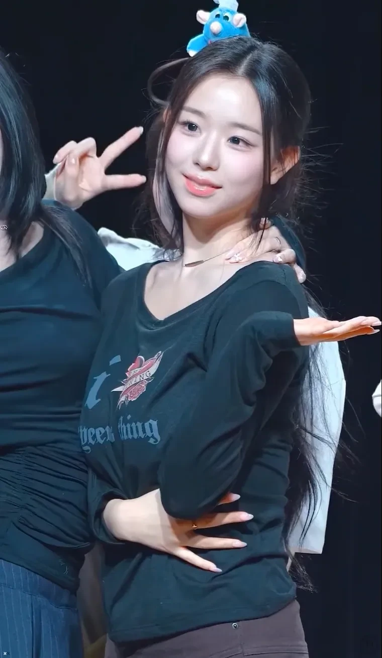 살빠지니 장/카 다음 티어에 언급해도 될 것 같은 김채연 | 인스티즈