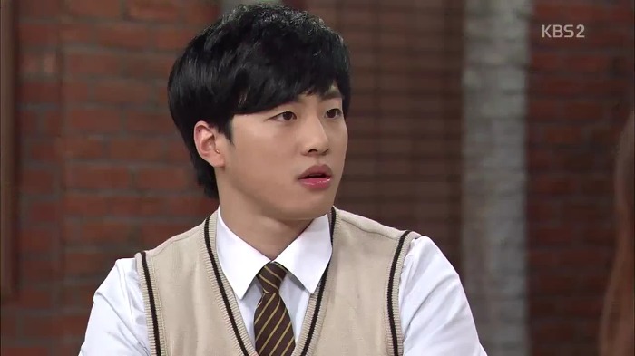 어렸을때부터 허물없이 지낸 소꿉친구가 있는 사람이랑 사귄다는것.jpg | 인스티즈
