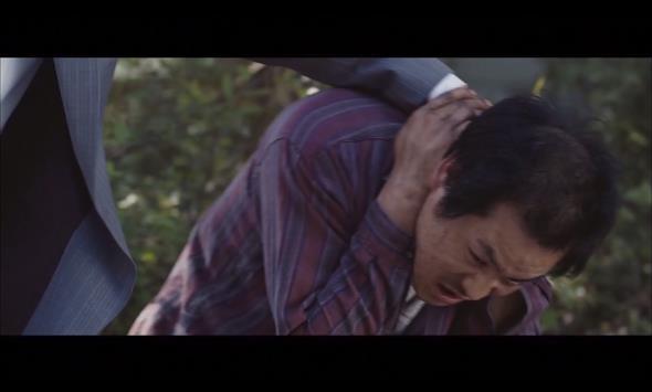 강산맨션 102호에는 살인마가 살고있다. ＜영화＞ 이웃사람 10 | 인스티즈