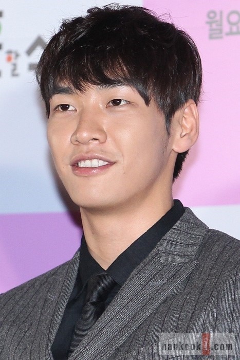 눈꺼풀 얇은 무쌍 특징 | 인스티즈