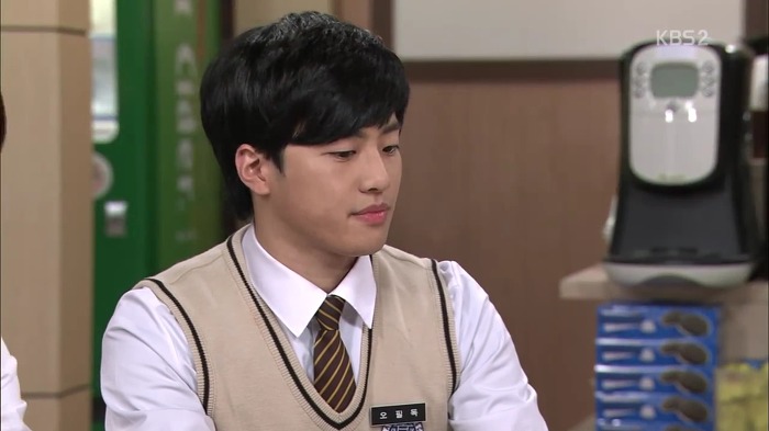 어렸을때부터 허물없이 지낸 소꿉친구가 있는 사람이랑 사귄다는것.jpg | 인스티즈