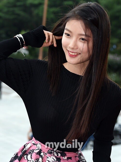 넘사벽 여신으로 성장하는 김유정 | 인스티즈