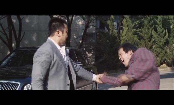 강산맨션 102호에는 살인마가 살고있다. ＜영화＞ 이웃사람 10 | 인스티즈