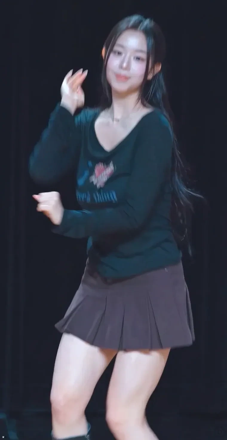 살빠지니 장/카 다음 티어에 언급해도 될 것 같은 김채연 | 인스티즈