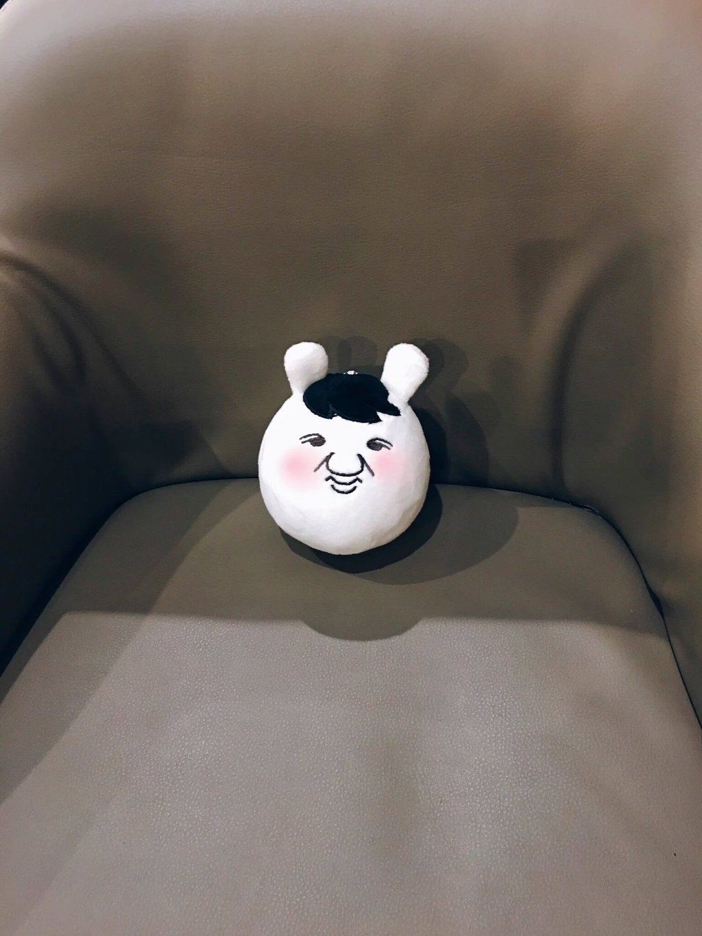 왜 만들었는지 궁금한 방시혁 인형ㅋㅋㅋ.jpg | 인스티즈