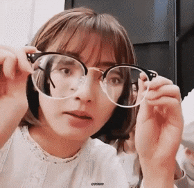 시력이 많이 안좋은 아이돌 | 인스티즈